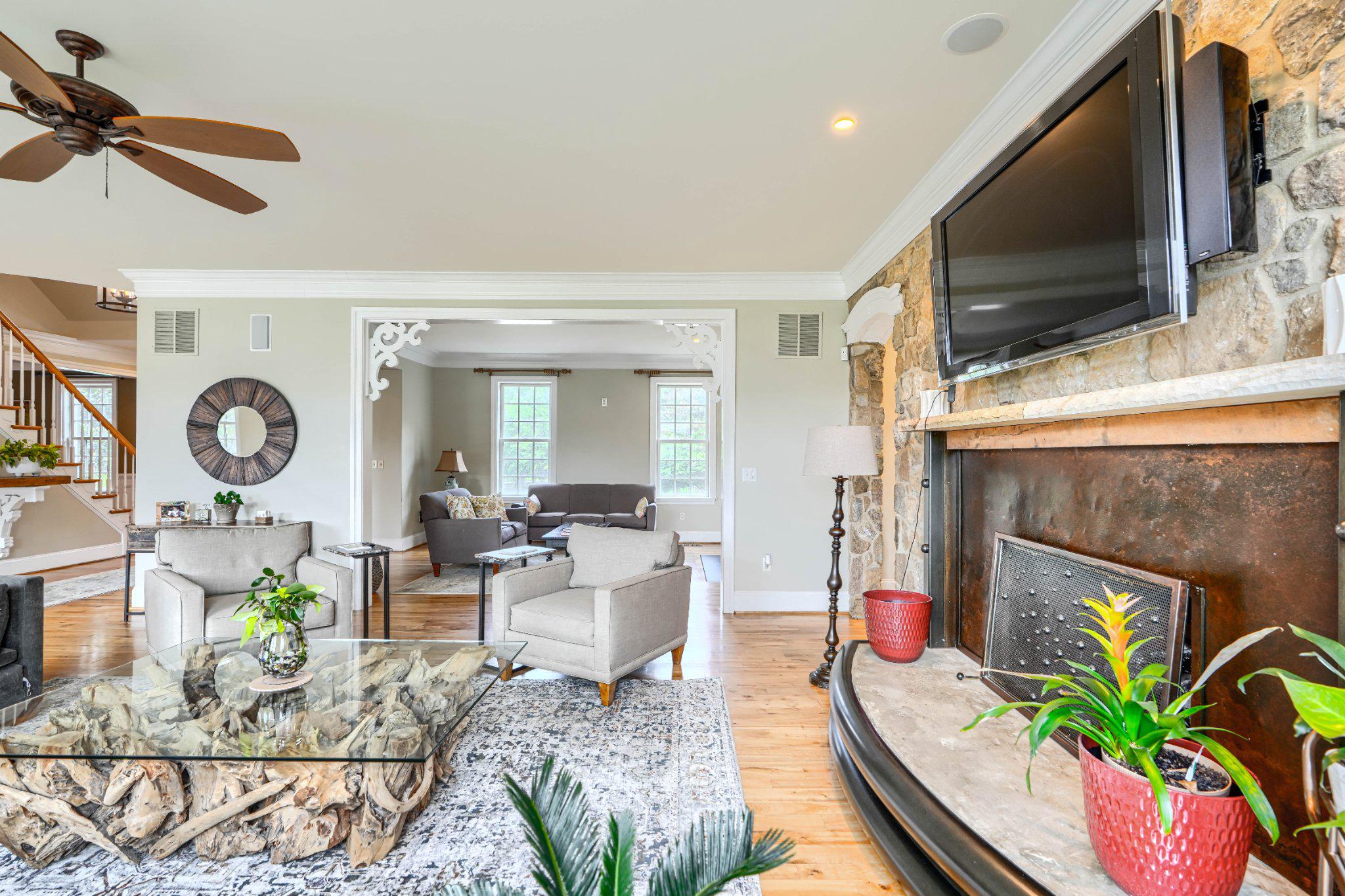 LUTHERVILLE - Residential
