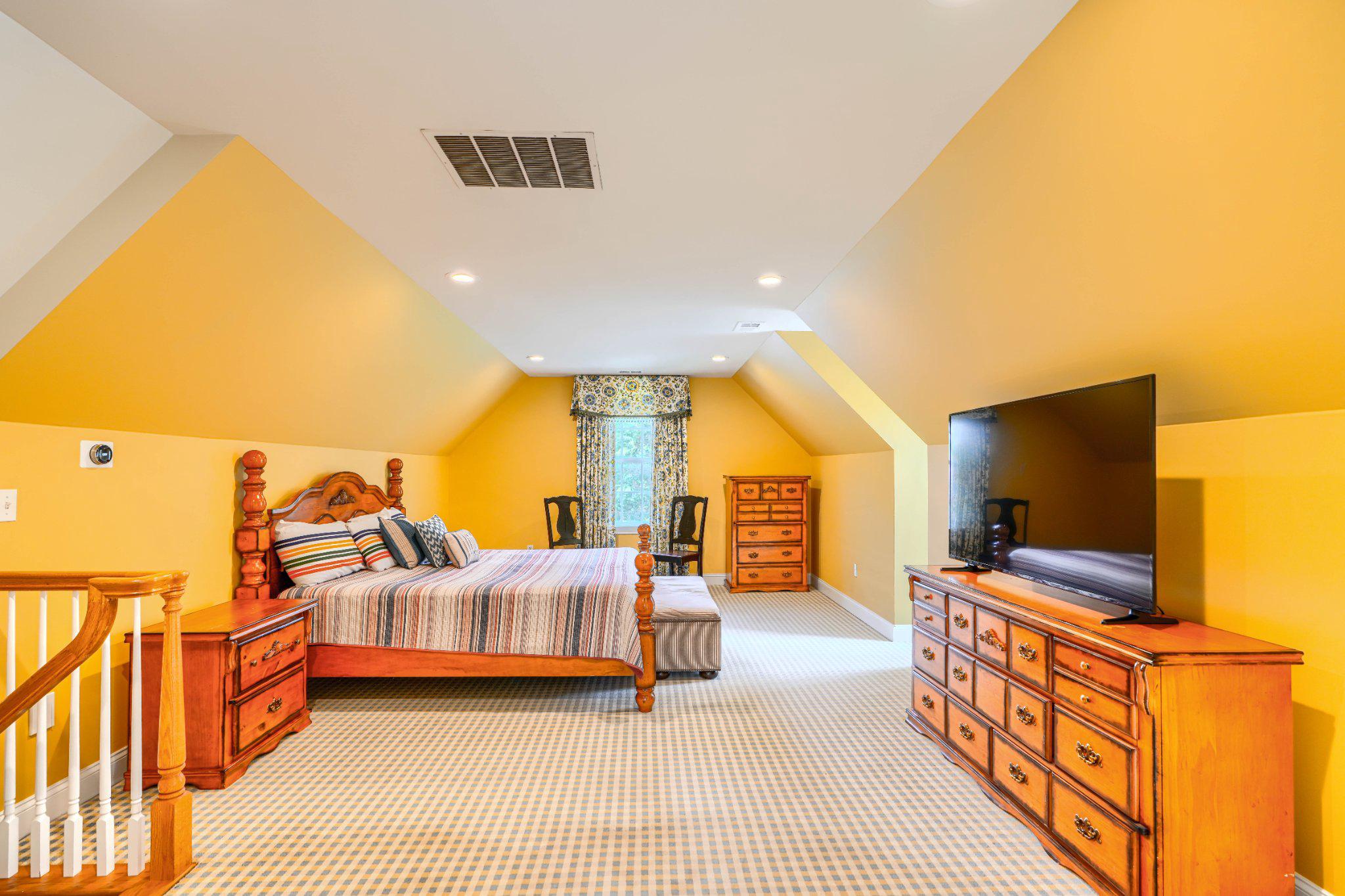 LUTHERVILLE - Residential