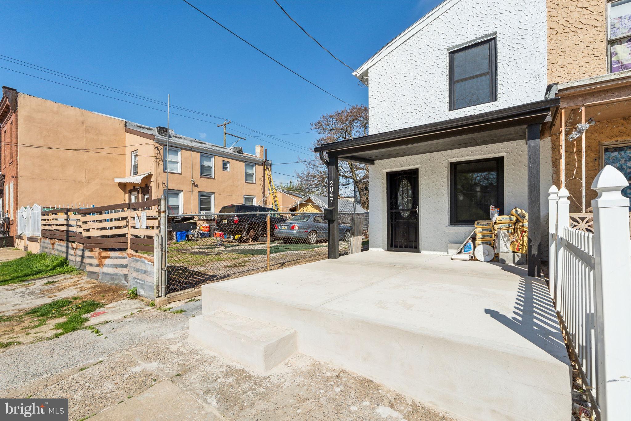 NORRIS SQUARE - Residential