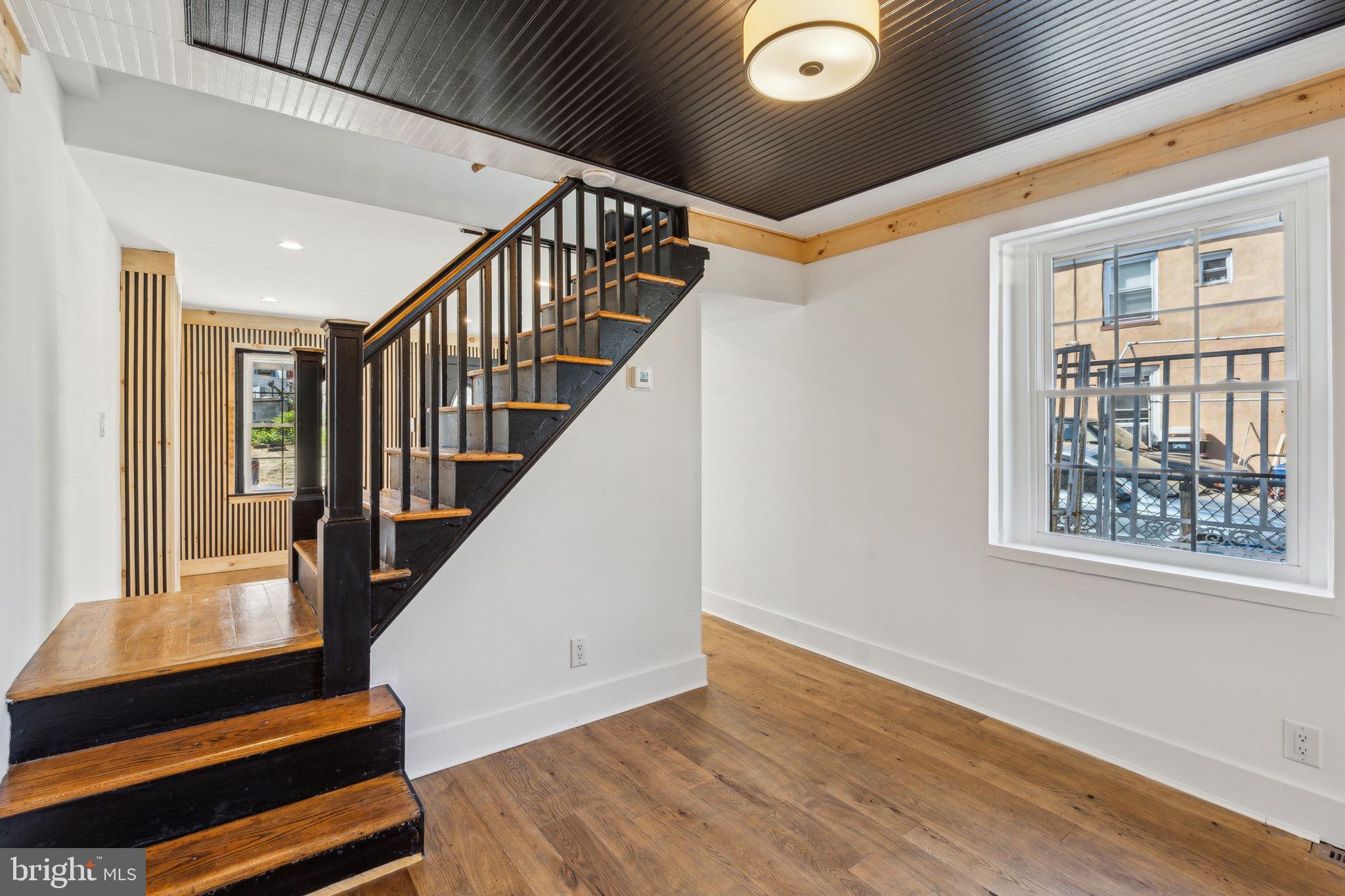 NORRIS SQUARE - Residential