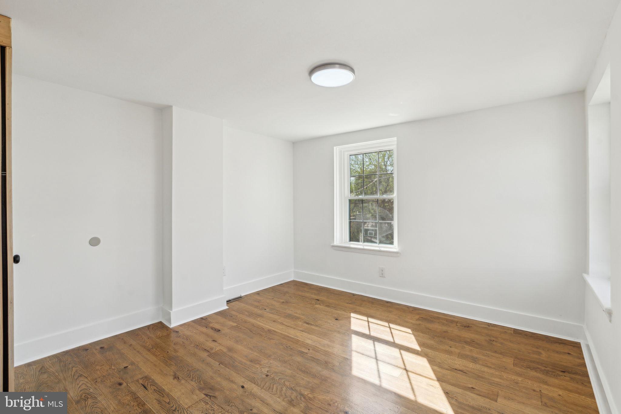 NORRIS SQUARE - Residential