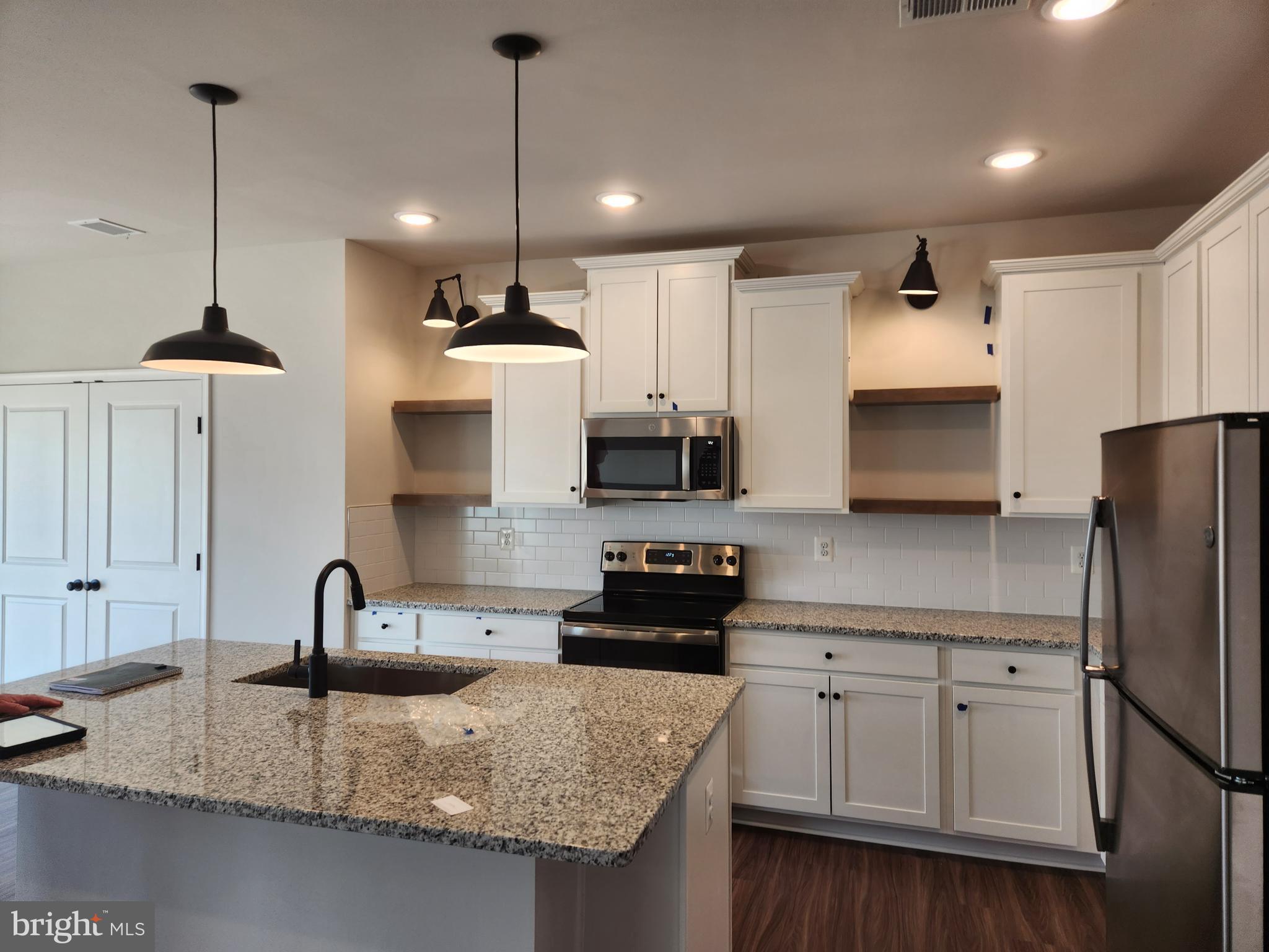 DILLON FARM - Residential Lease