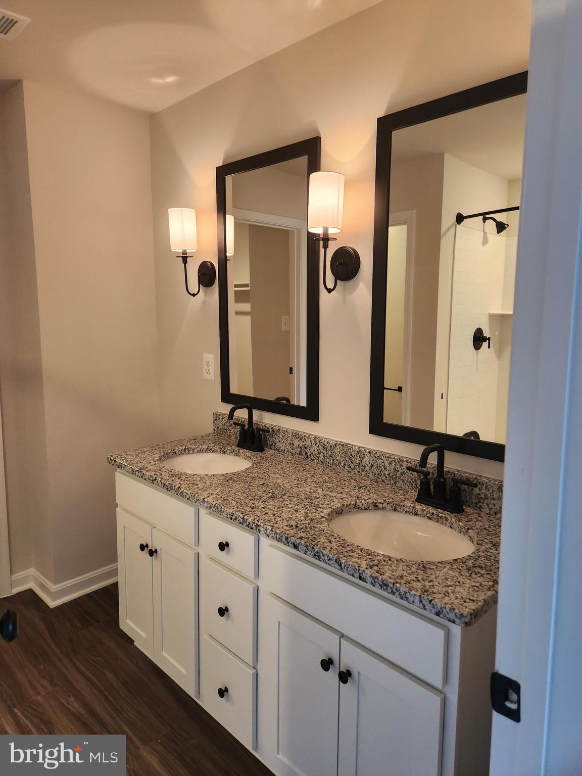 DILLON FARM - Residential Lease