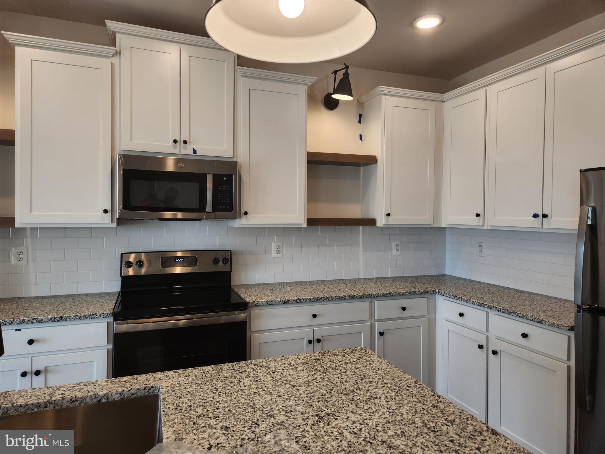 DILLON FARM - Residential Lease