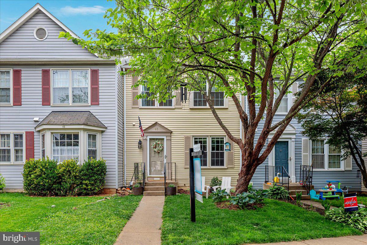 OAK SPRINGS - Residential
