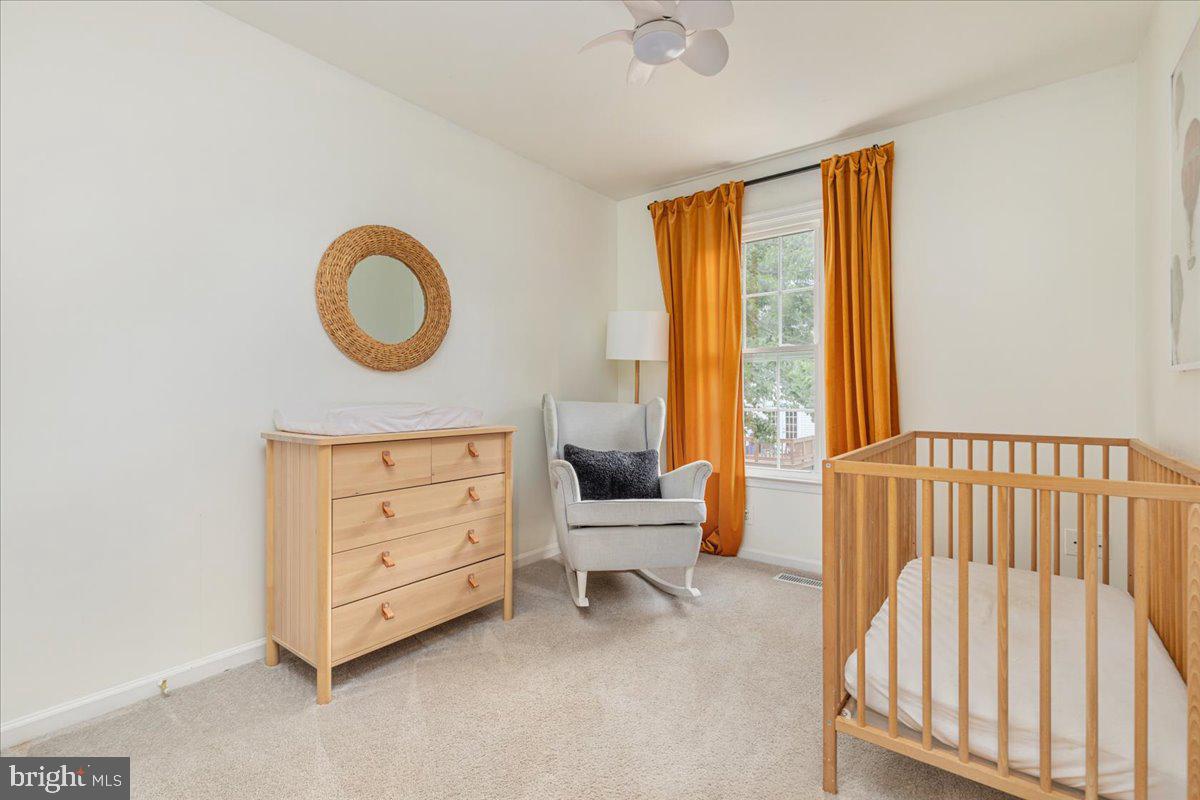 OAK SPRINGS - Residential