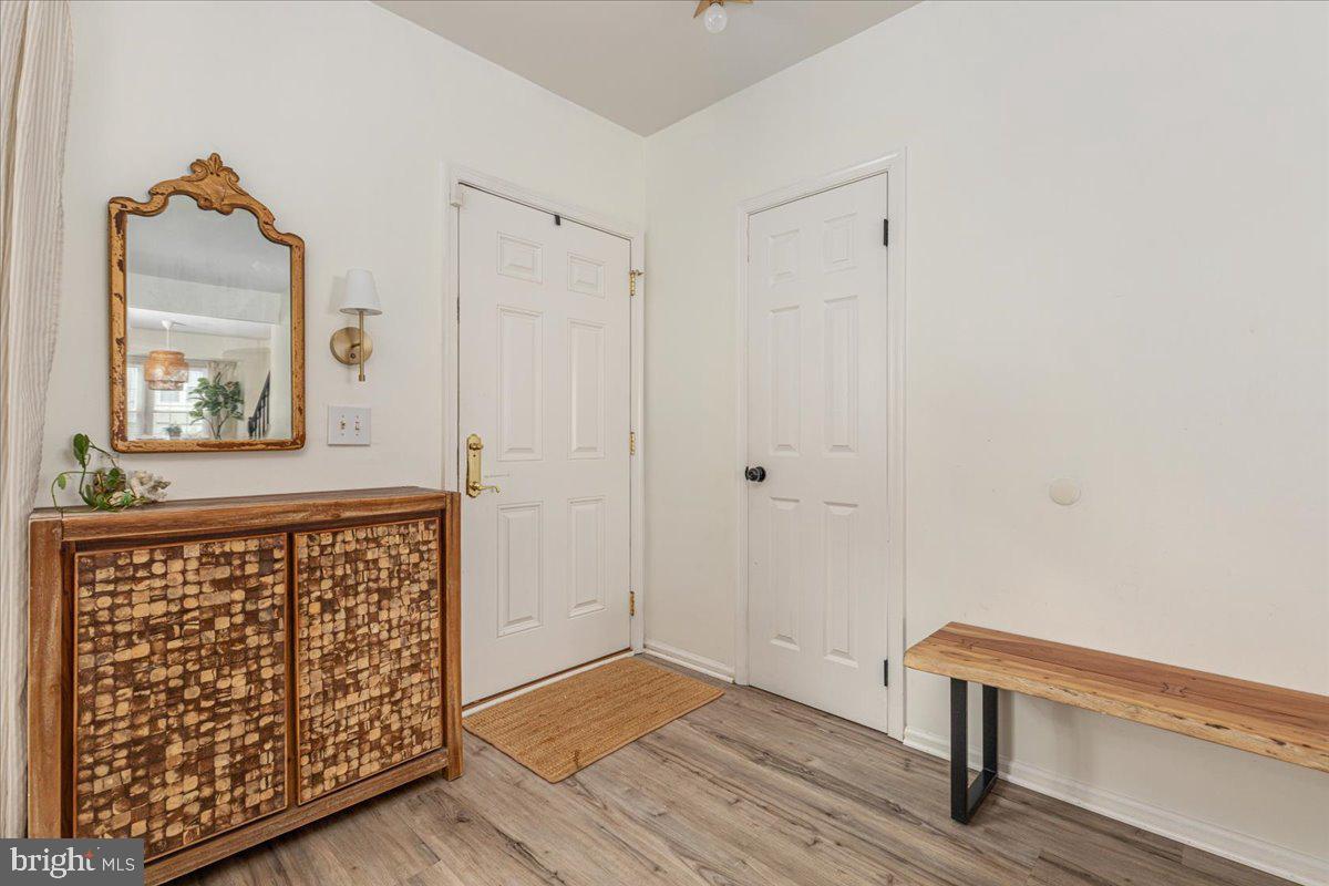 OAK SPRINGS - Residential
