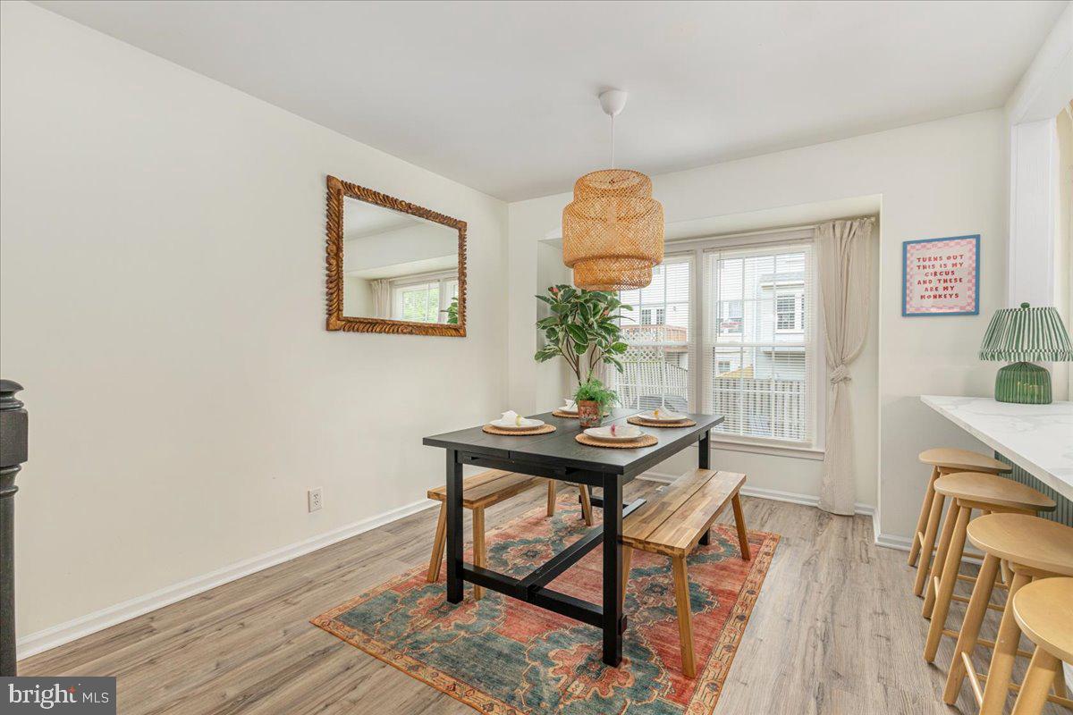 OAK SPRINGS - Residential