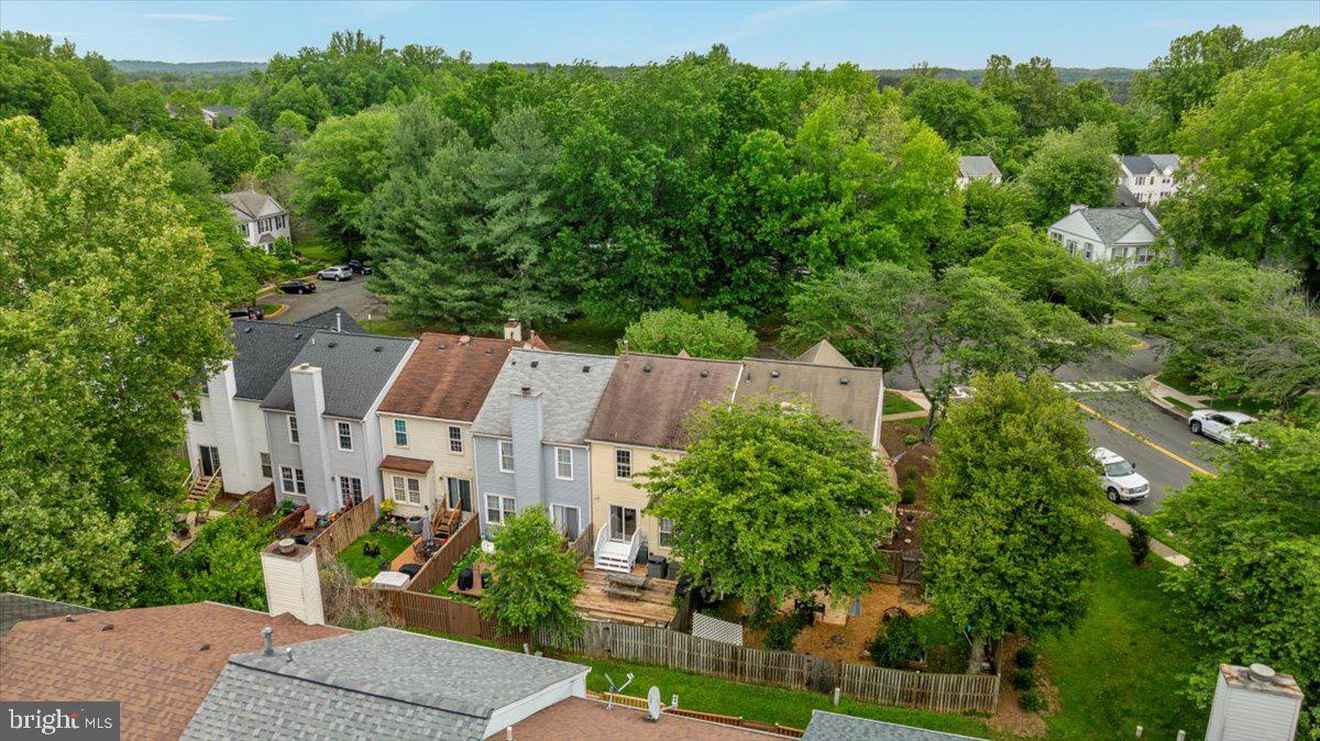 OAK SPRINGS - Residential