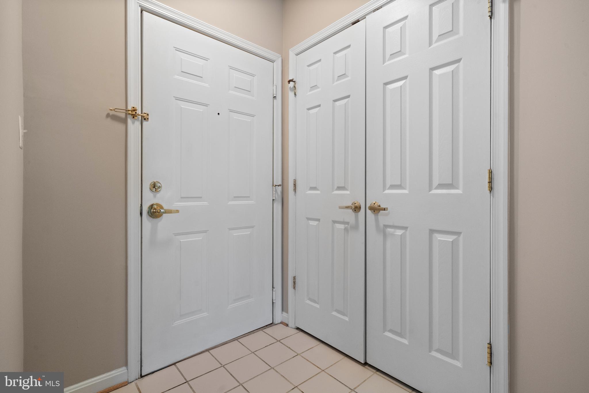 CAMERON STATION - Residential