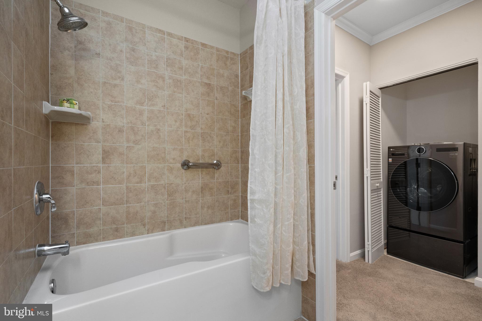 CAMERON STATION - Residential