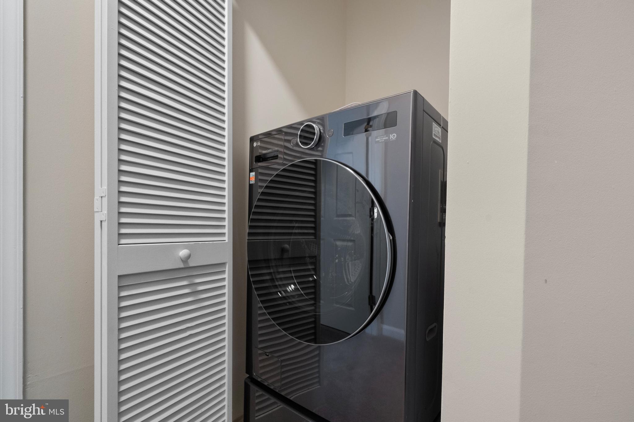 CAMERON STATION - Residential