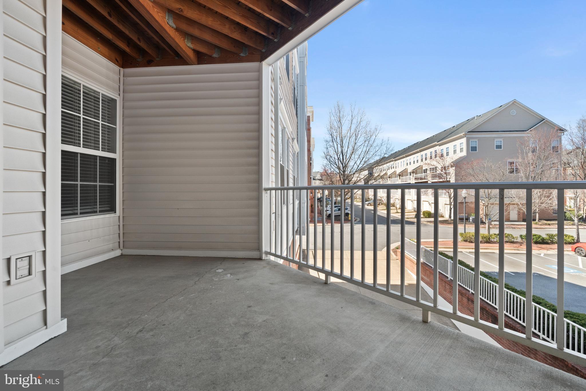 CAMERON STATION - Residential