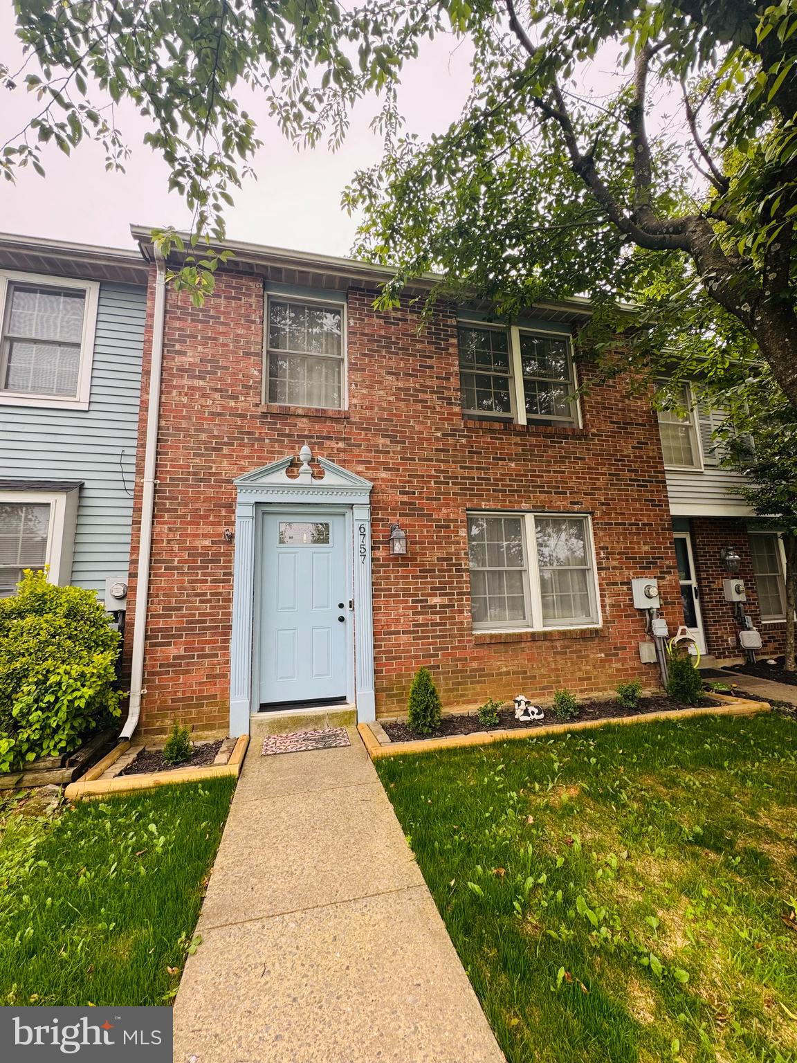 6757 BRACE COURT