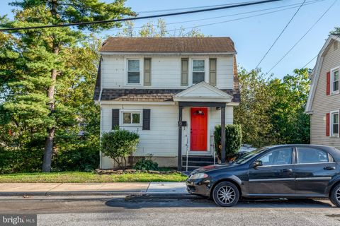 150 E HUMMELSTOWN STREET ELIZABETHTOWN PA 17022