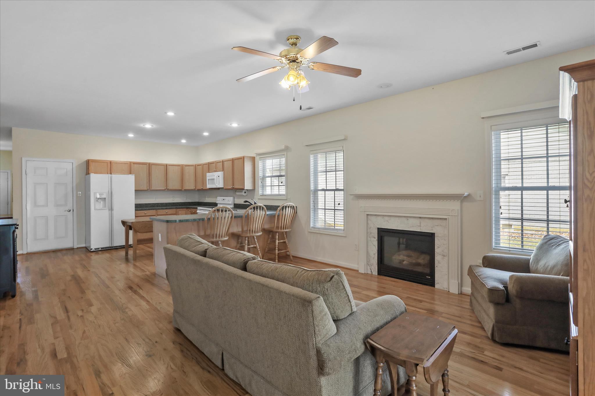 MOUNTAINVIEW - Residential