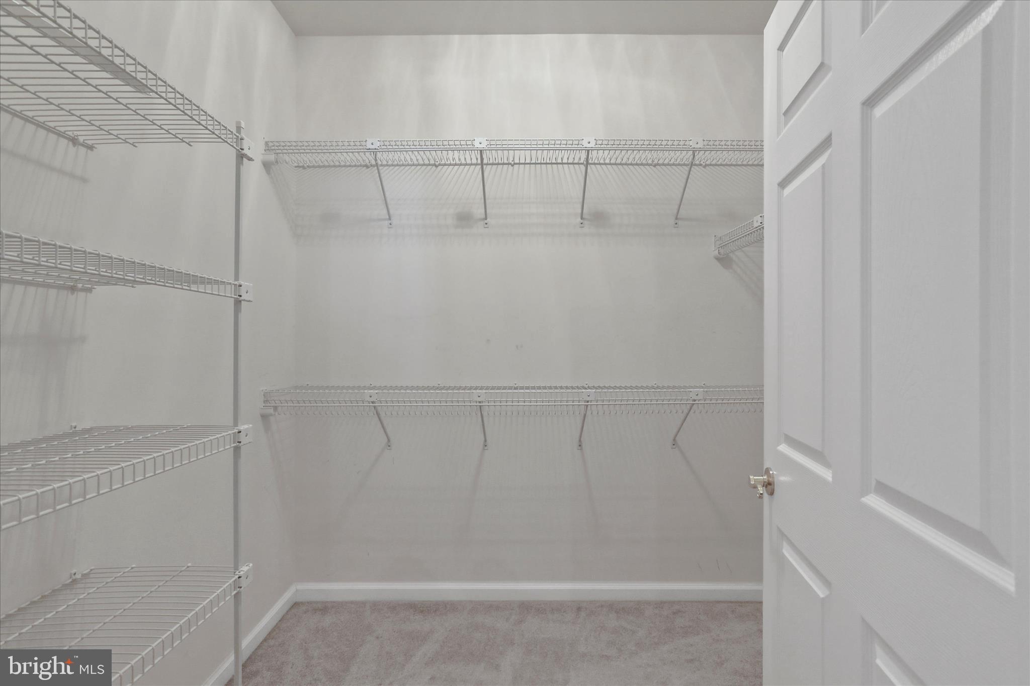 MOUNTAINVIEW - Residential