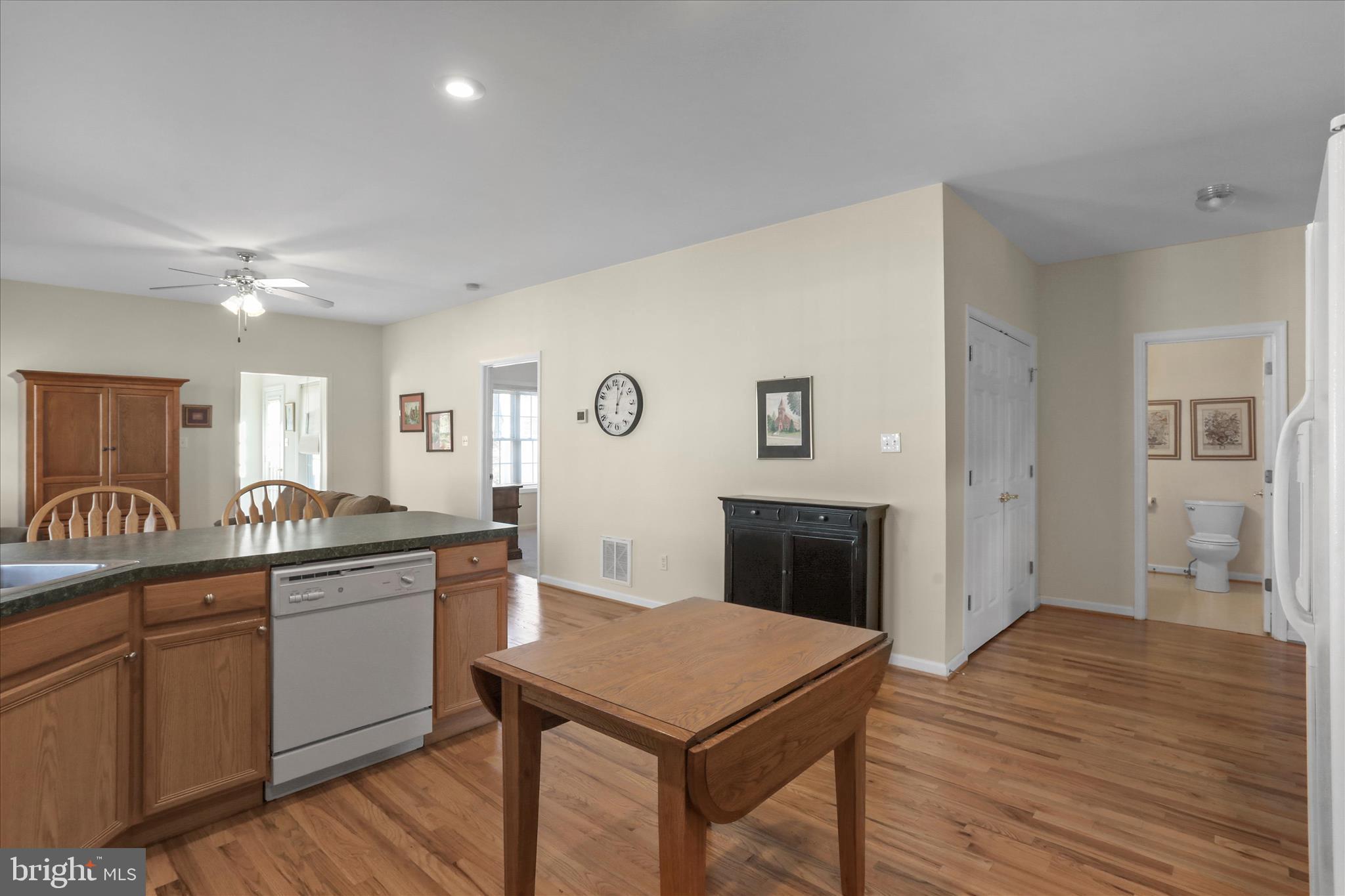 MOUNTAINVIEW - Residential