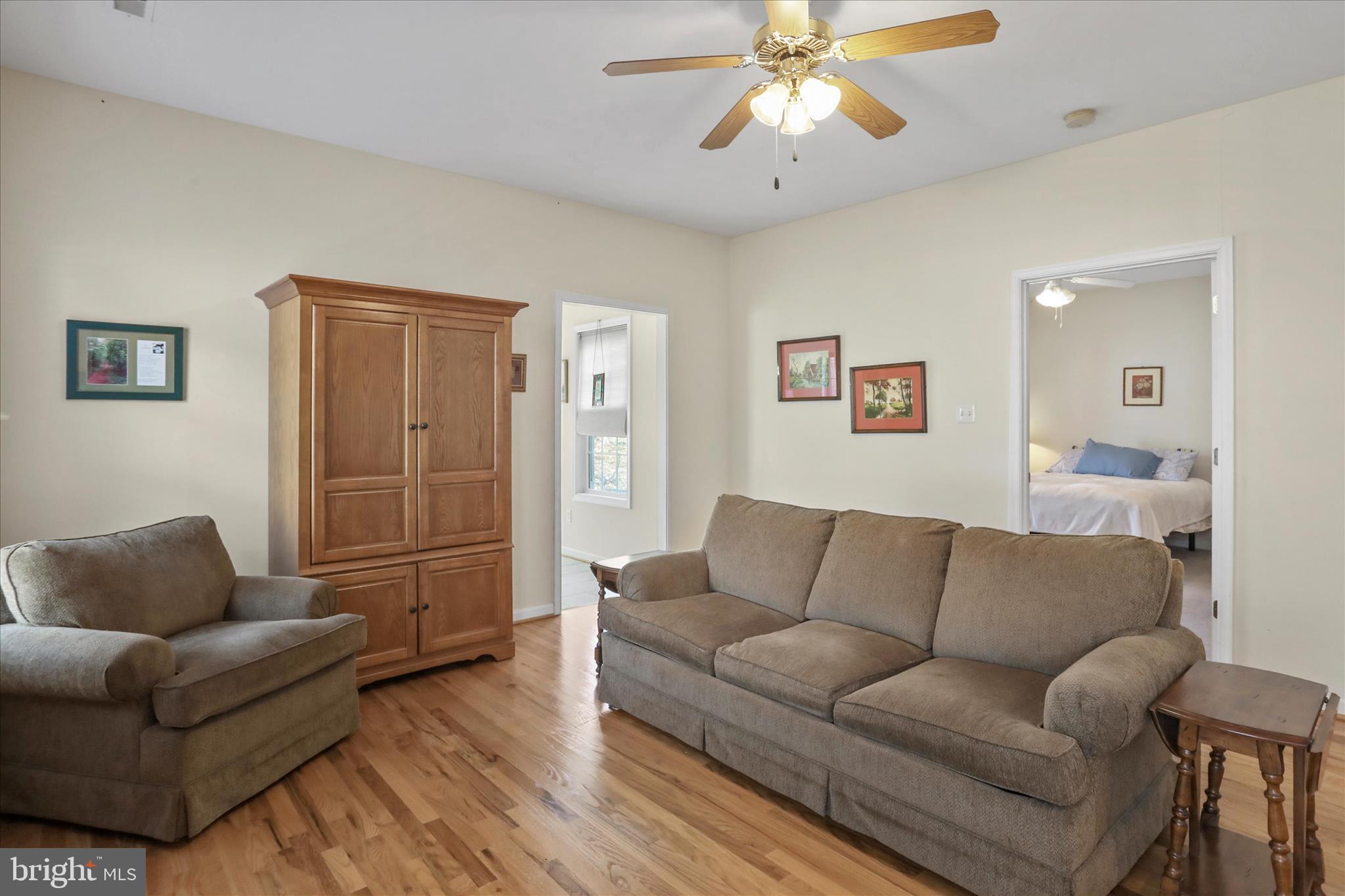 MOUNTAINVIEW - Residential