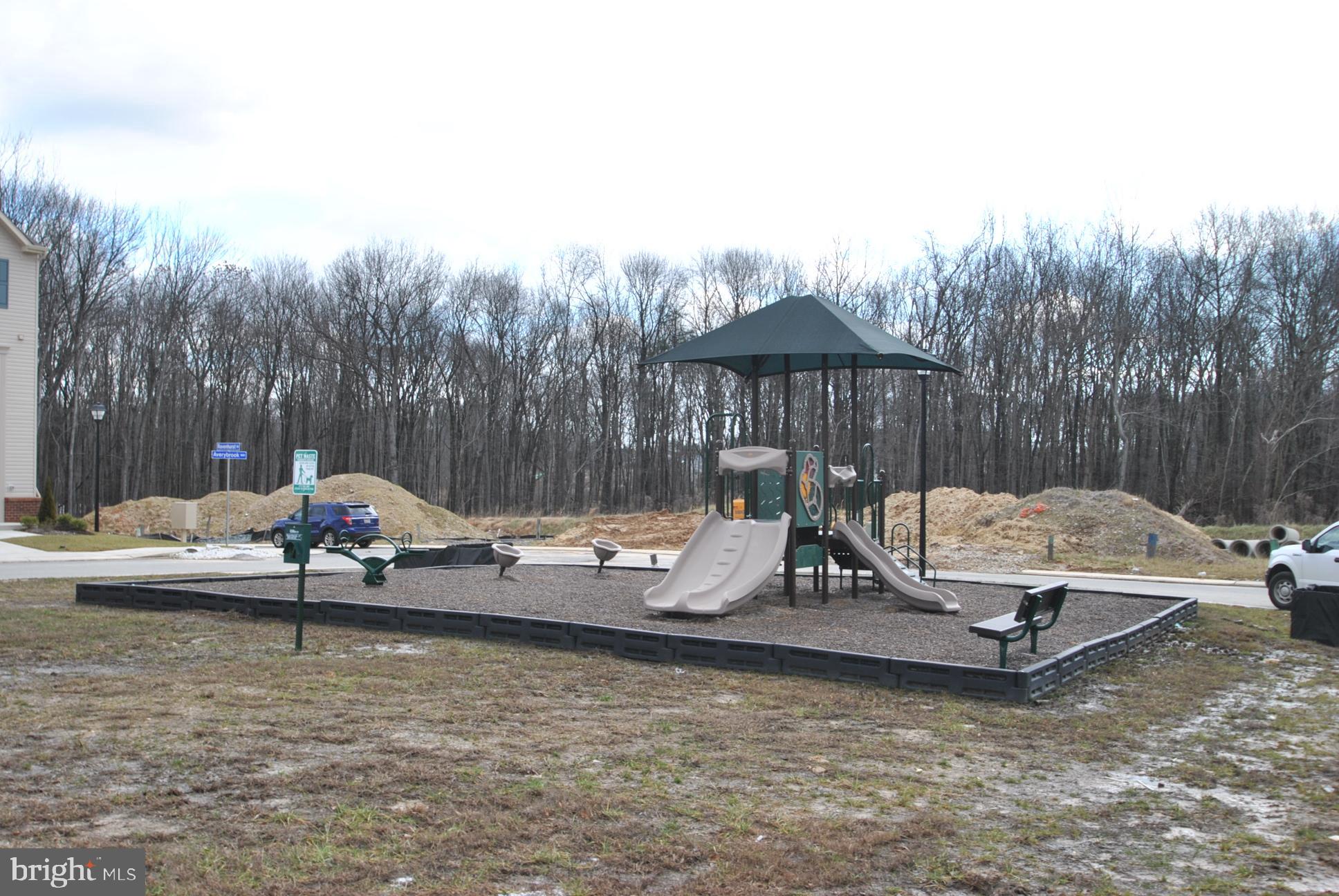 RAVENHURST GLEN - Residential