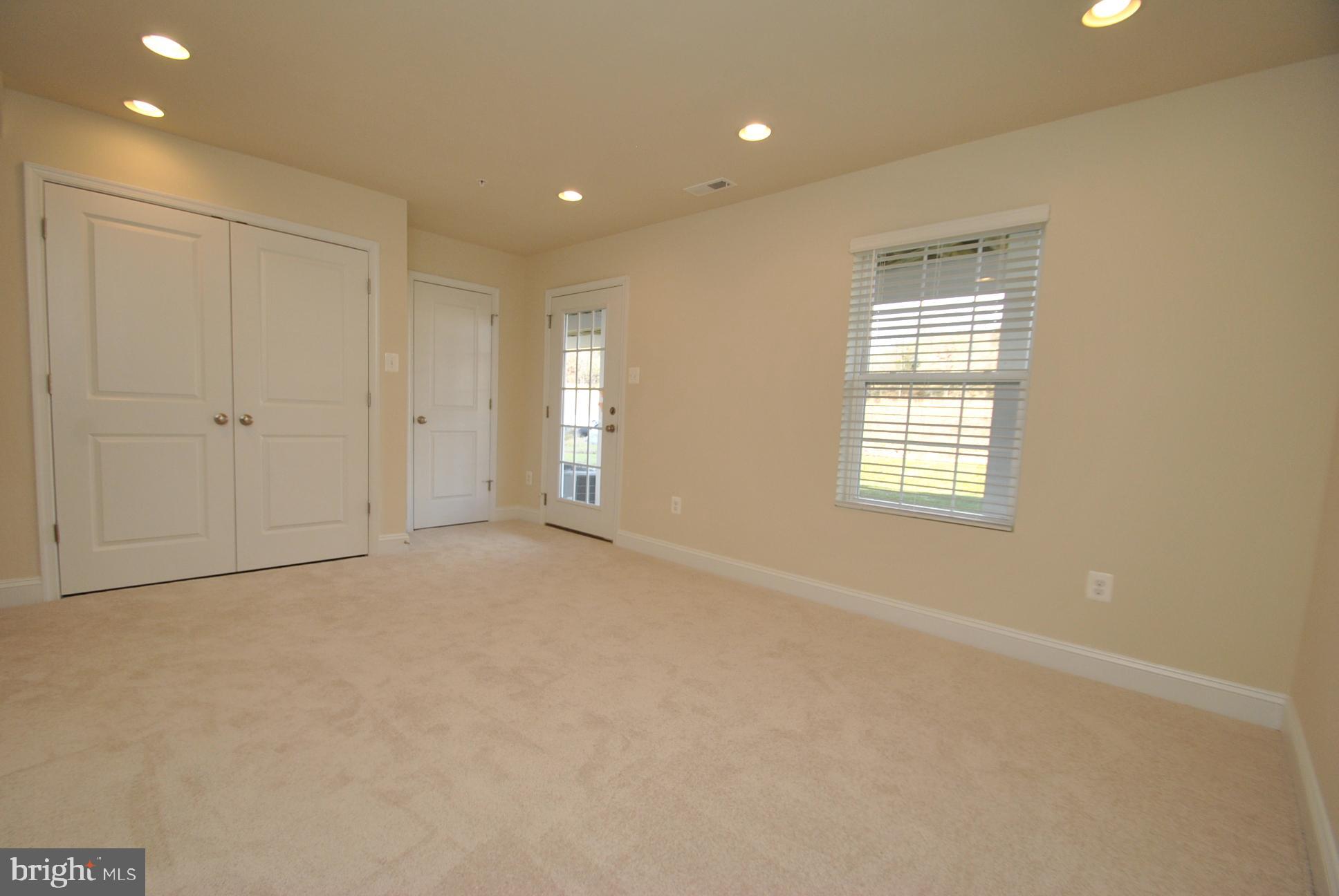 RAVENHURST GLEN - Residential