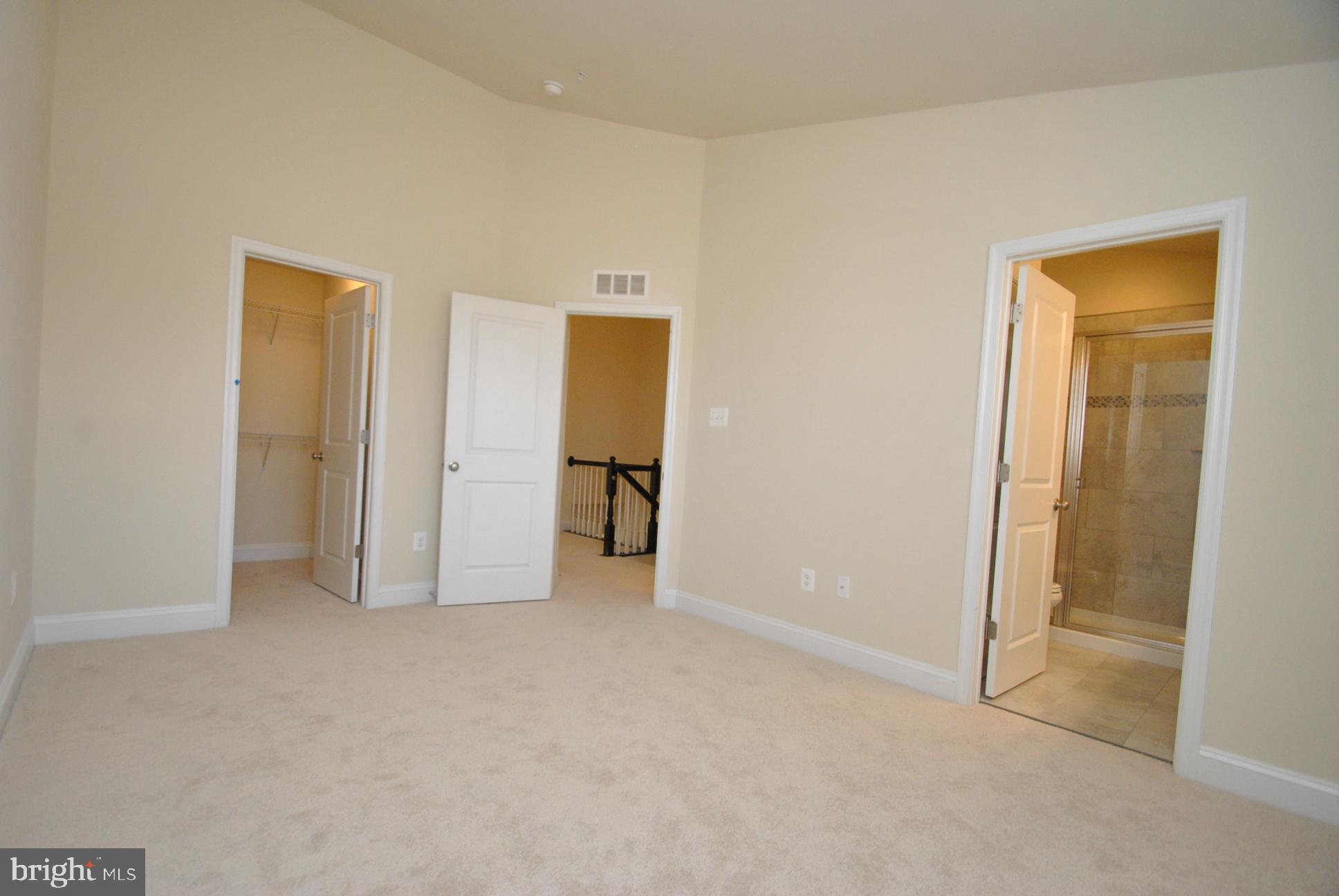 RAVENHURST GLEN - Residential