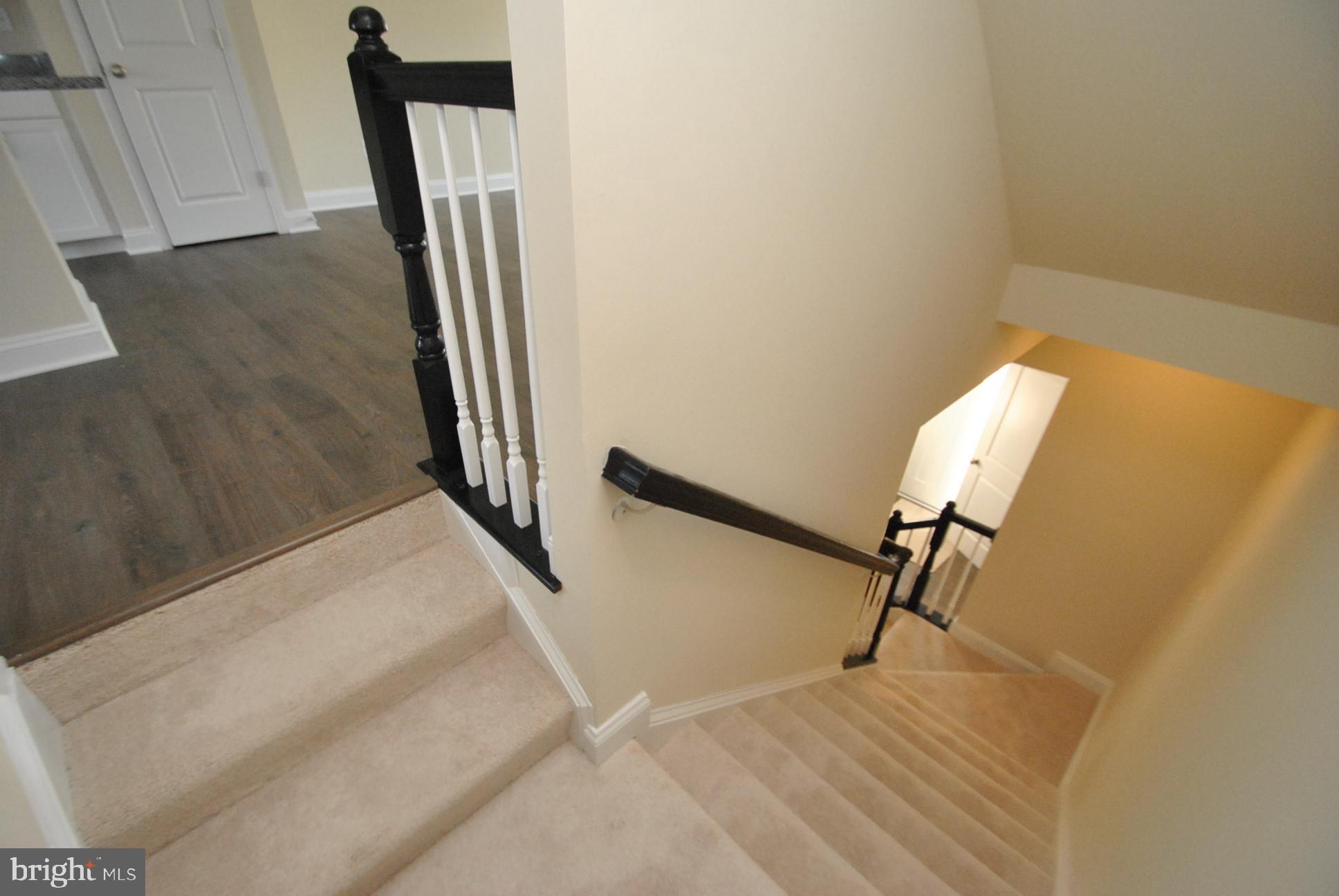 RAVENHURST GLEN - Residential