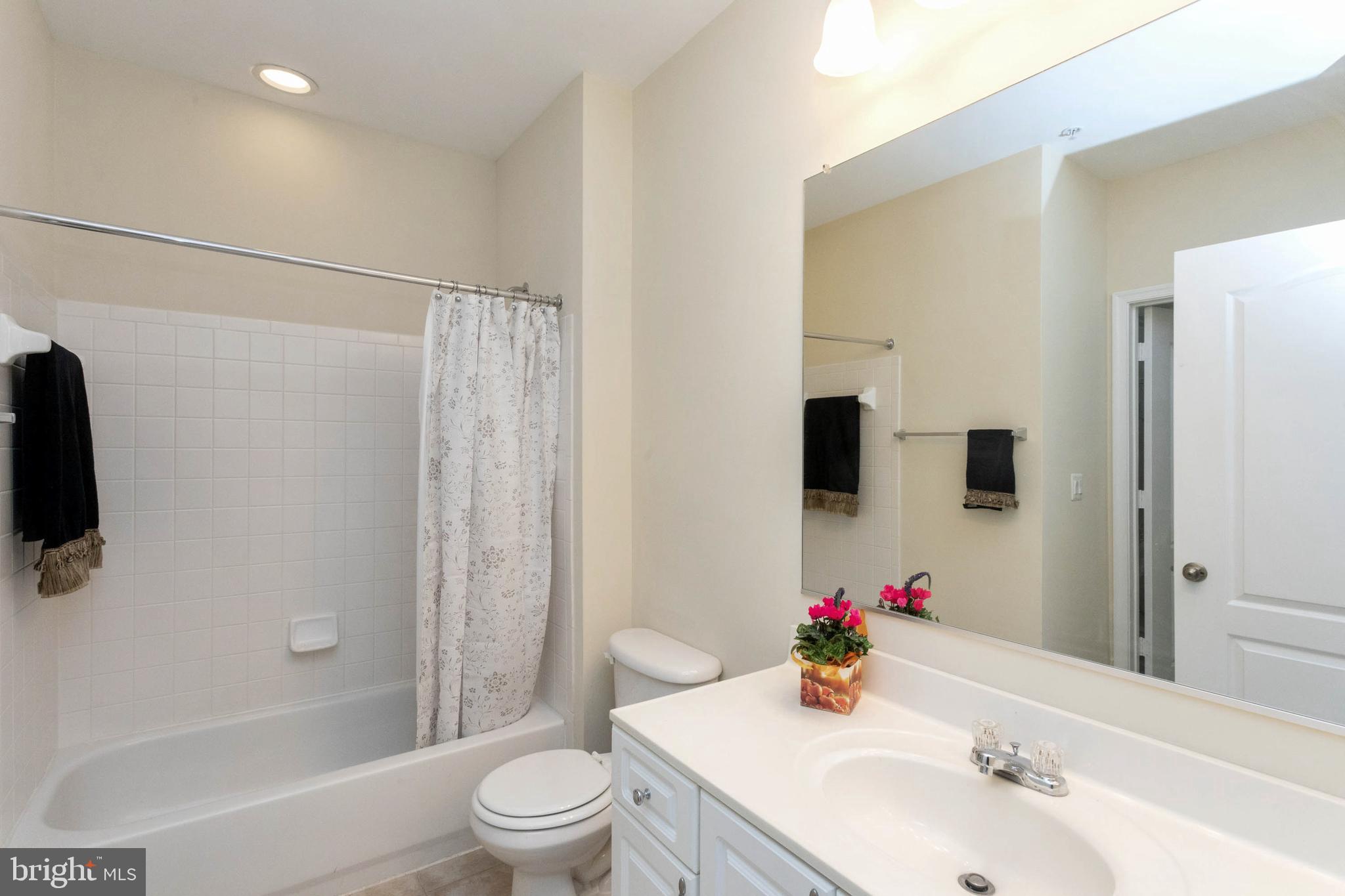 HIGH VIEW AT HUNT VALLEY - Residential