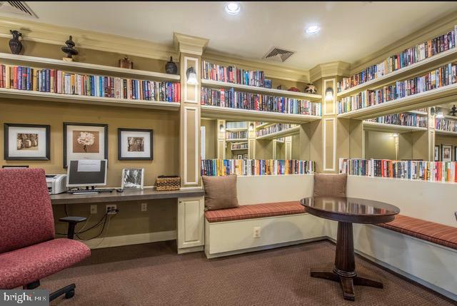 HIGH VIEW AT HUNT VALLEY - Residential