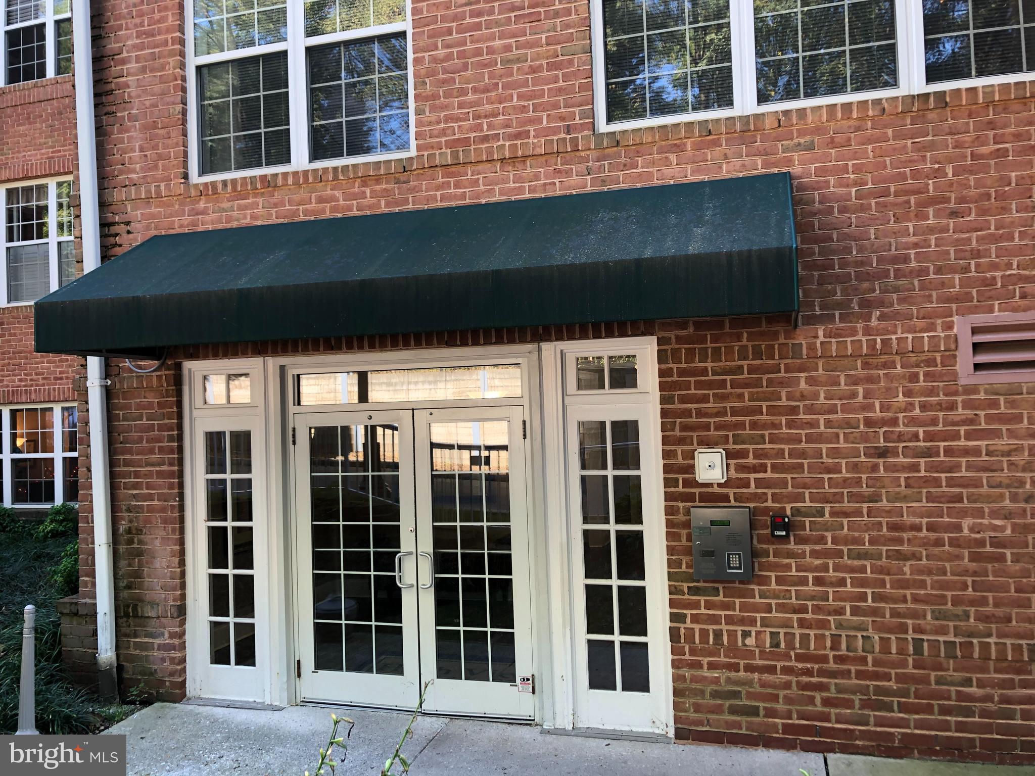 HIGH VIEW AT HUNT VALLEY - Residential