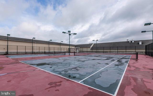 HIGH VIEW AT HUNT VALLEY - Residential