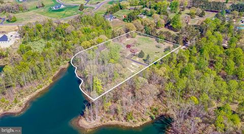 50 BURGESS LANE FREDERICKSBURG VA 22406