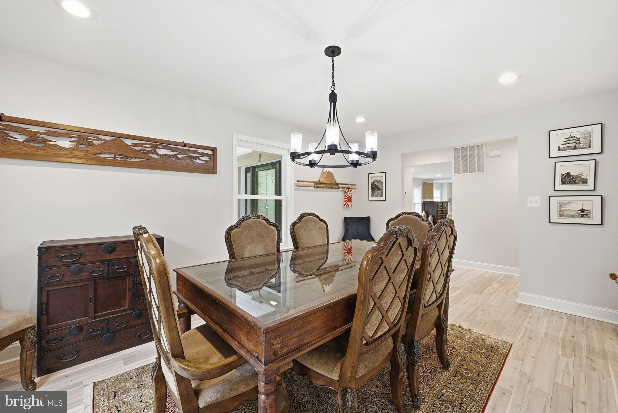 HALEMHURST - Residential