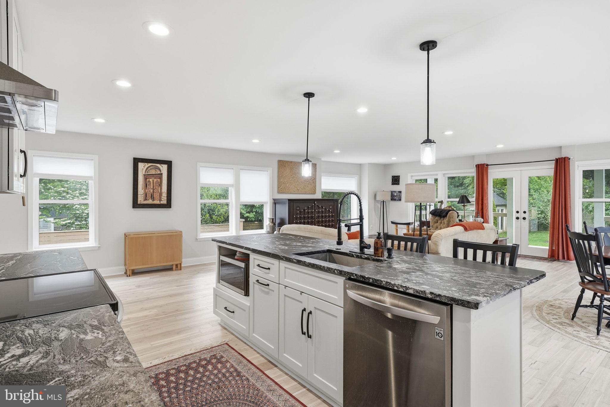 HALEMHURST - Residential