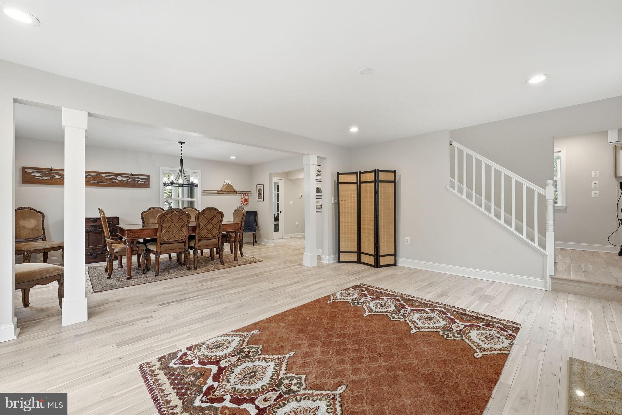 HALEMHURST - Residential