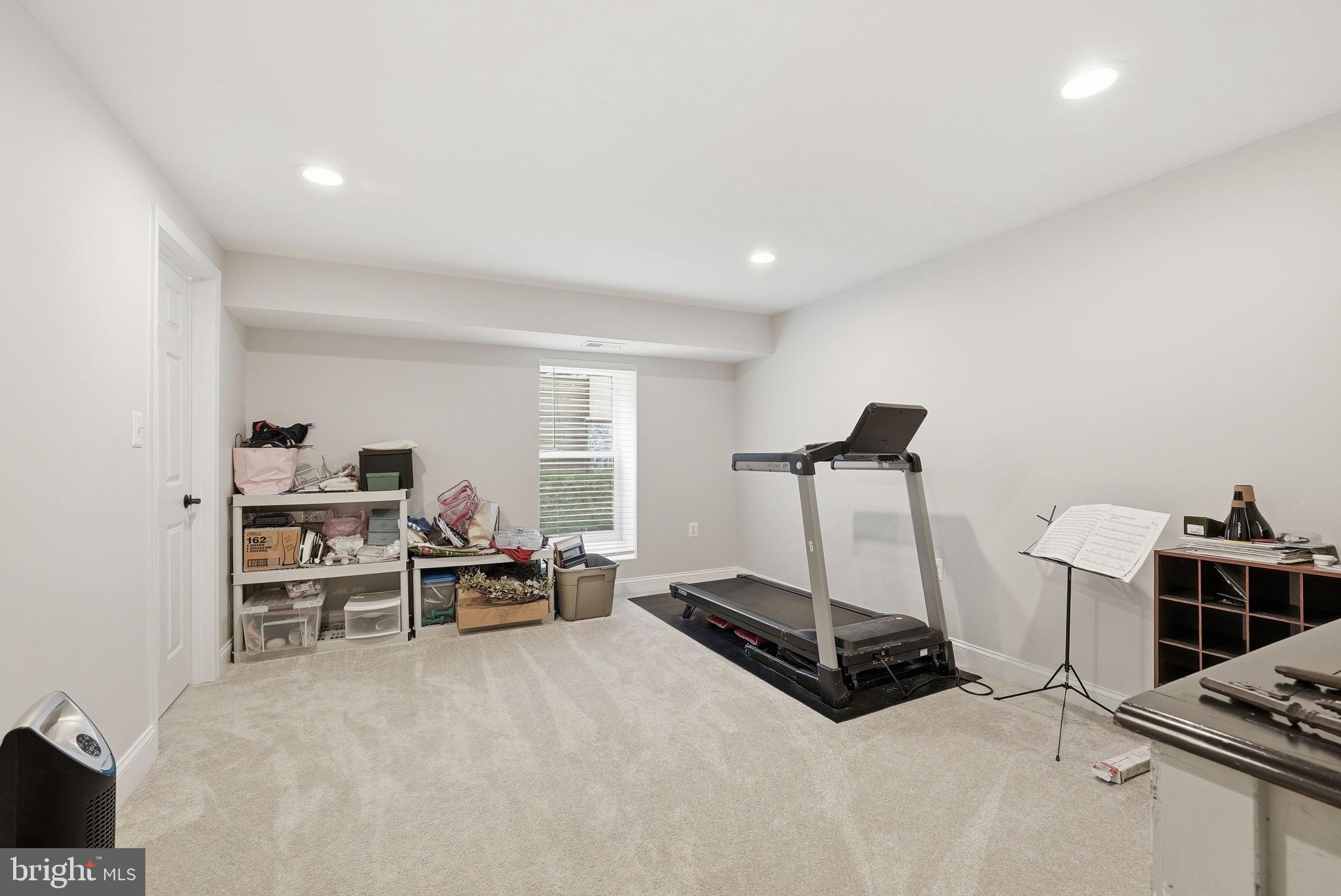 HALEMHURST - Residential