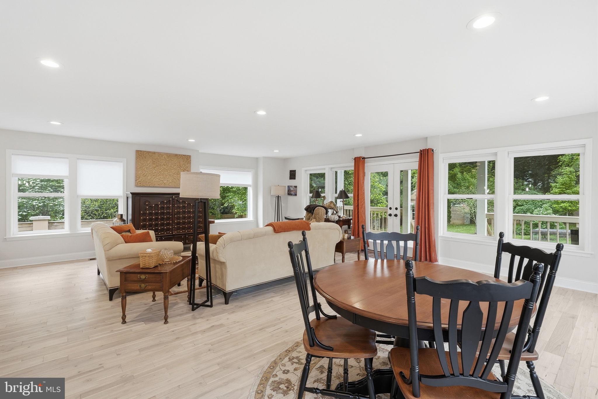 HALEMHURST - Residential