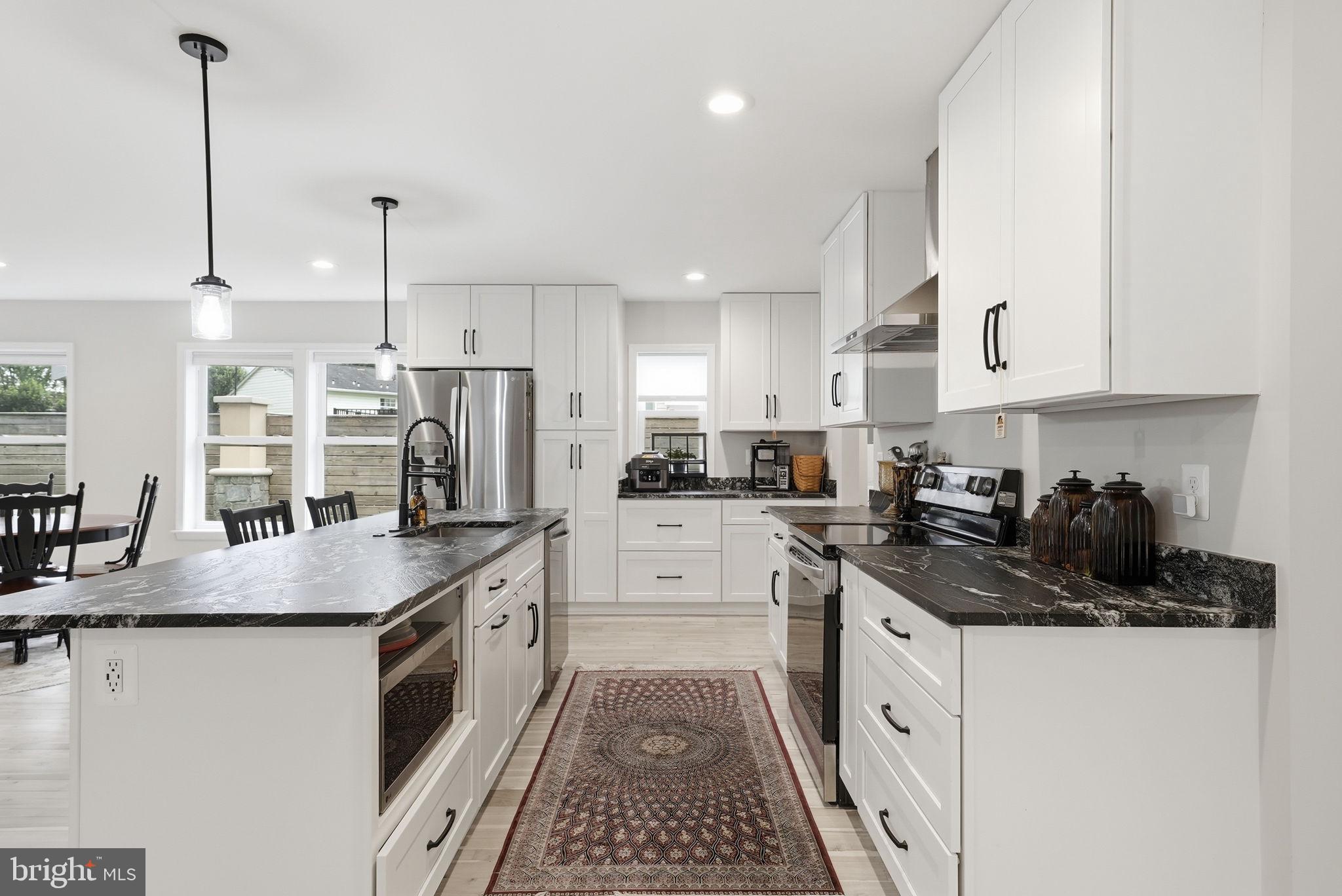 HALEMHURST - Residential