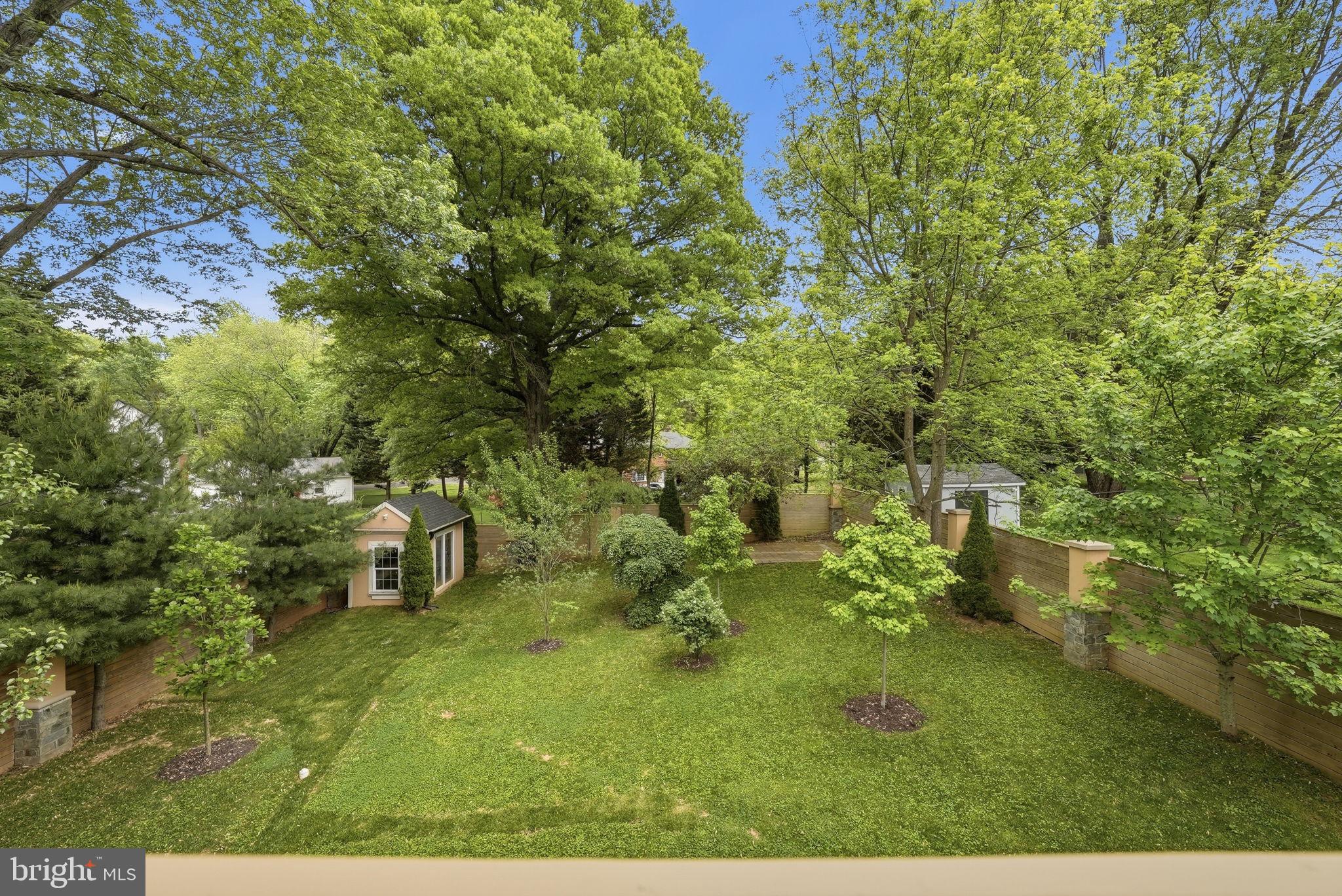 HALEMHURST - Residential