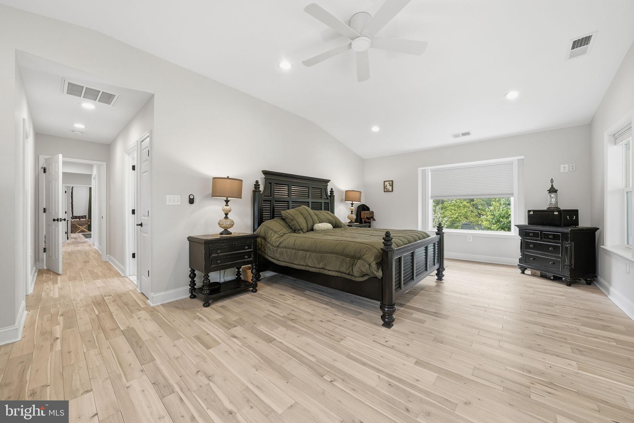 HALEMHURST - Residential
