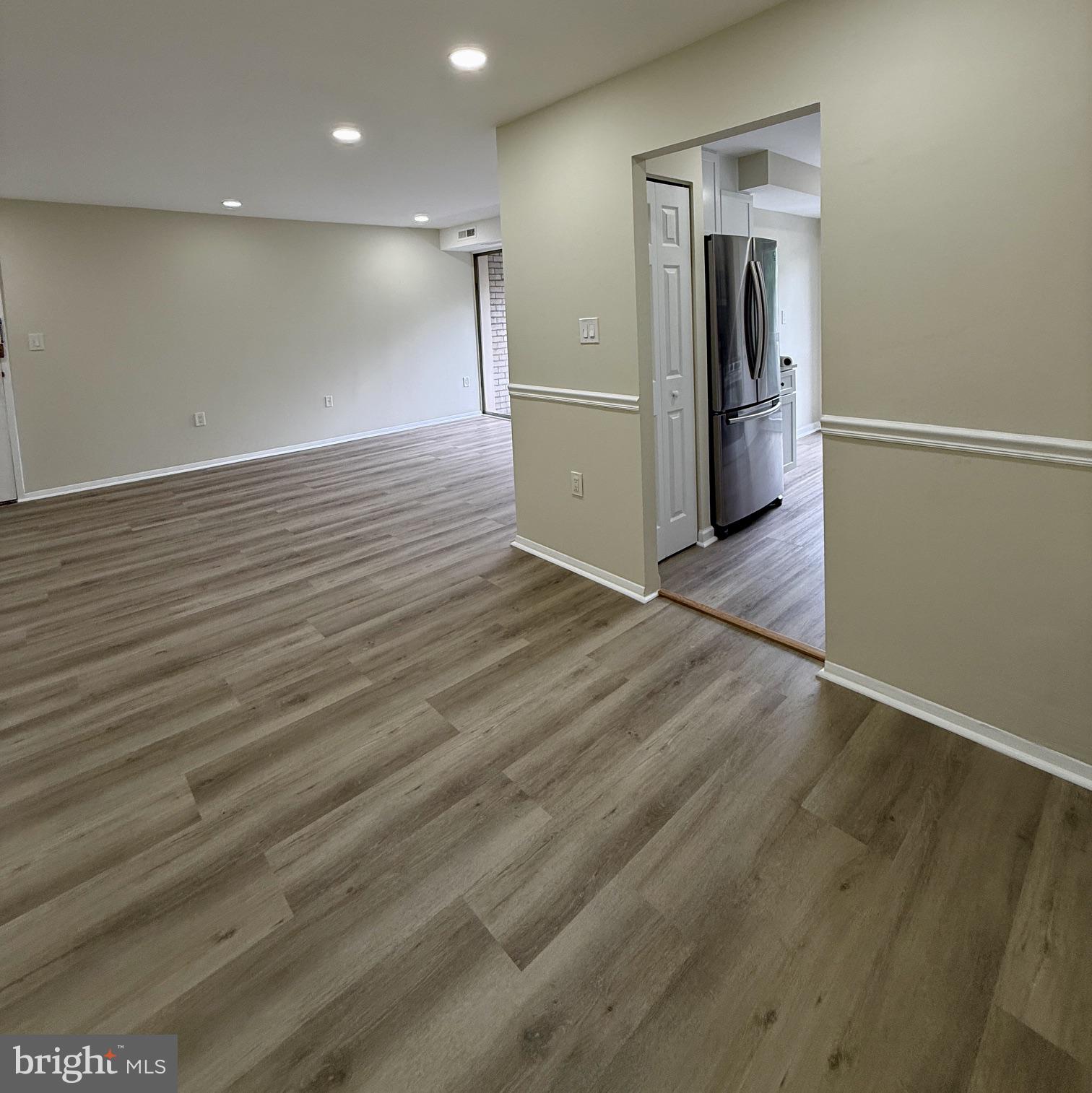 5608 BLOOMFIELD DRIVE 201
