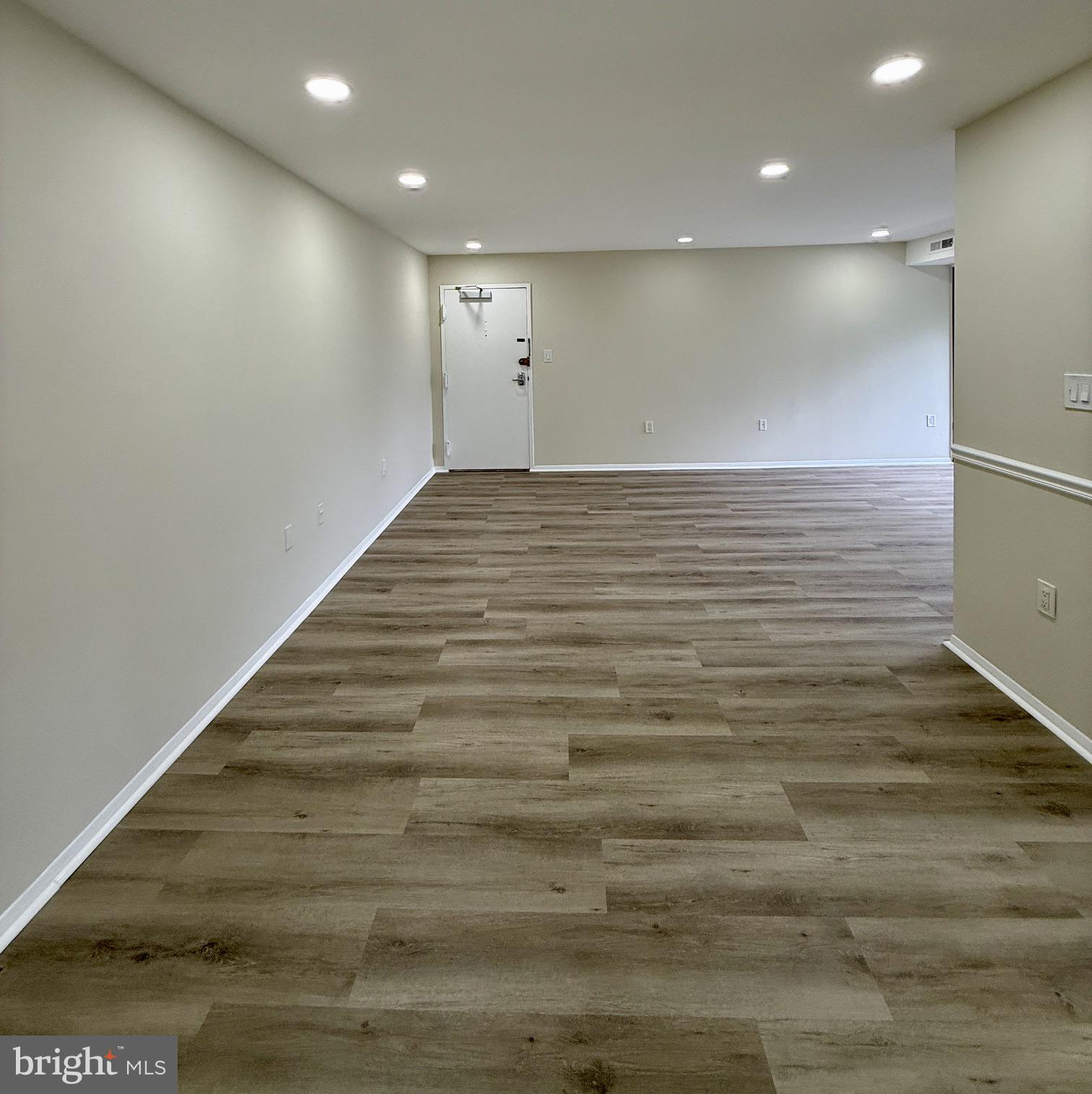 5608 BLOOMFIELD DRIVE 201