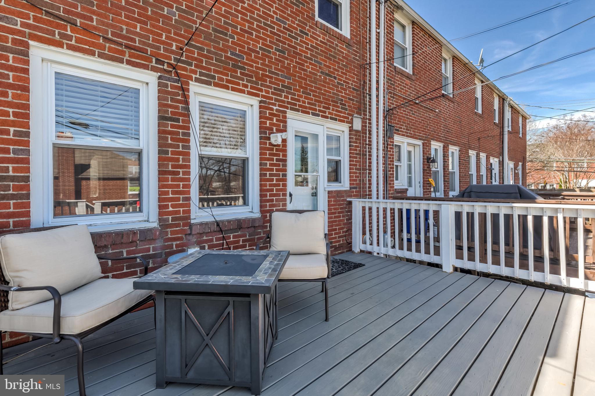 KNETTISHALL - Residential