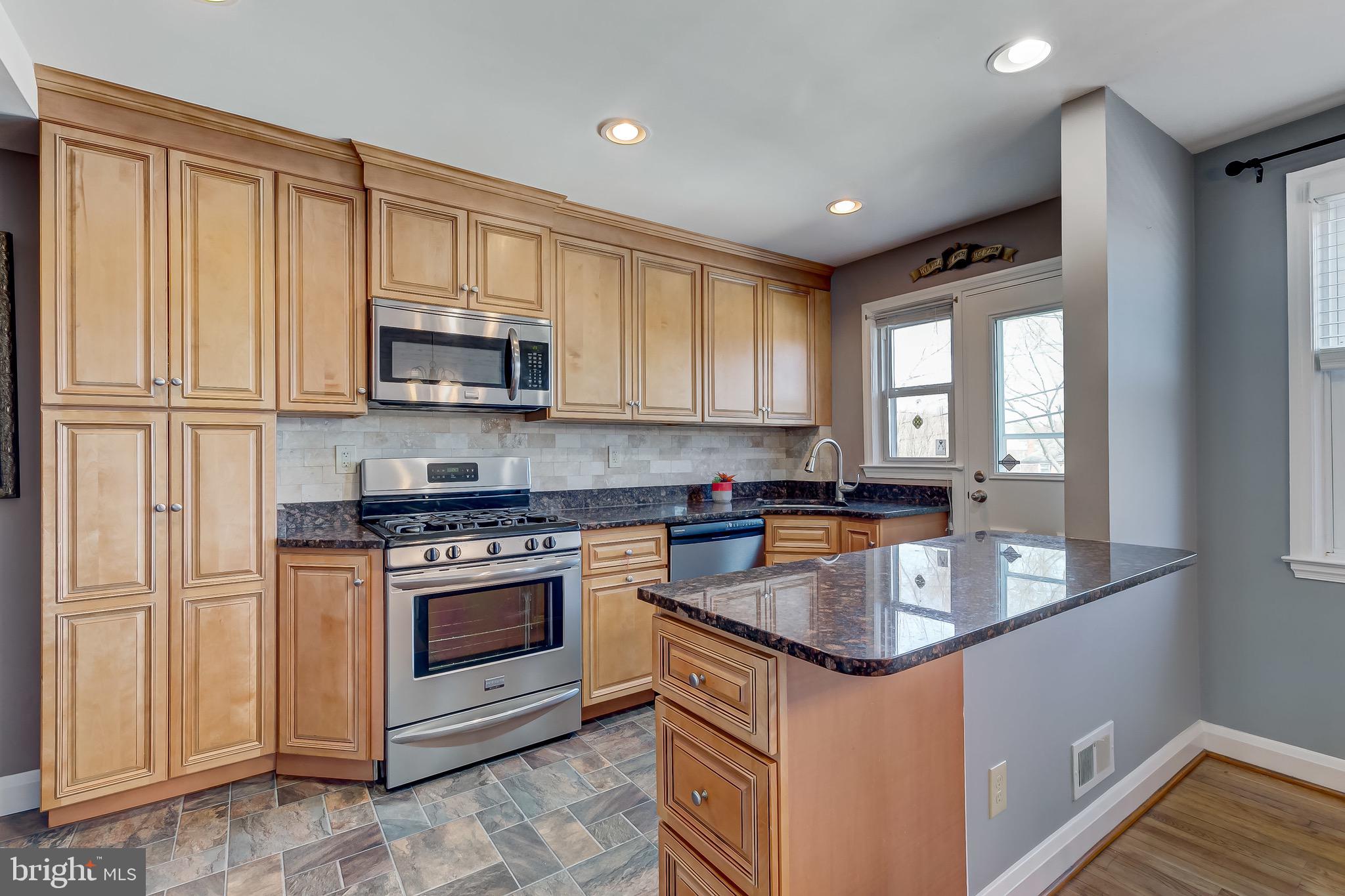 KNETTISHALL - Residential