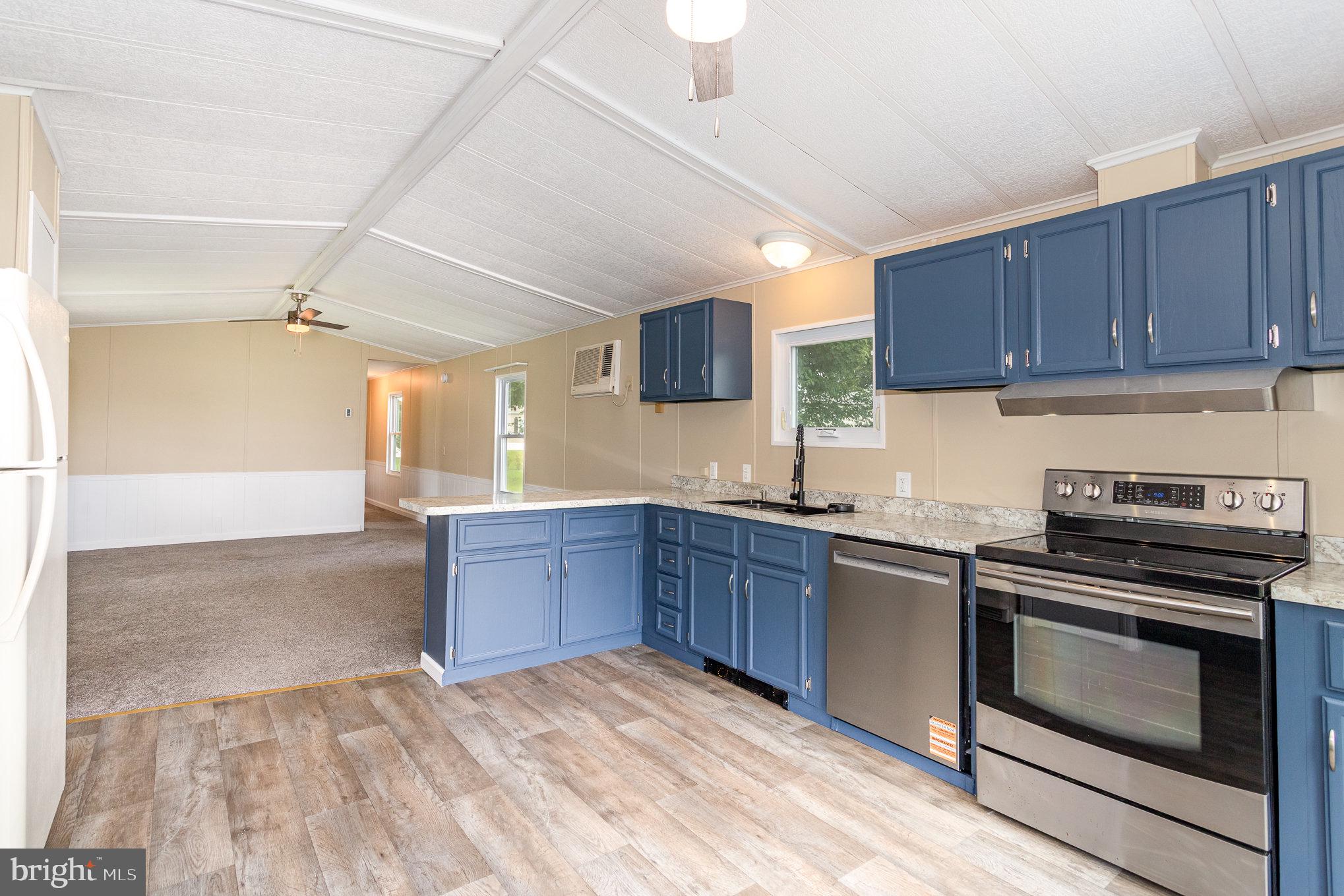 COUNTRYSIDE PARK - Residential