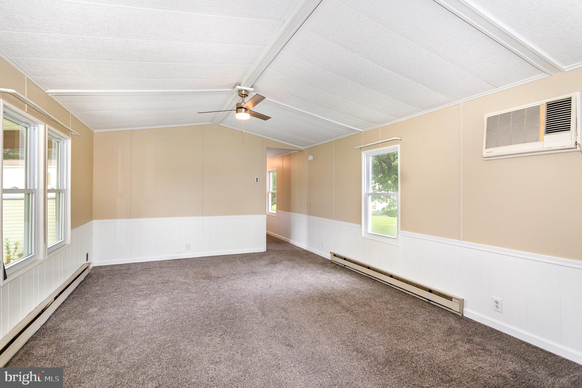 COUNTRYSIDE PARK - Residential