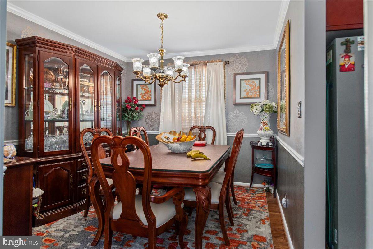 GORDONS CORNER - Residential