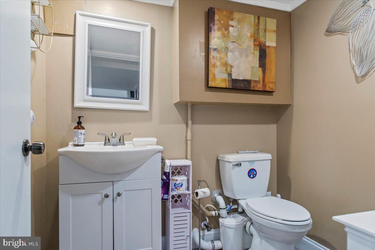 GORDONS CORNER - Residential