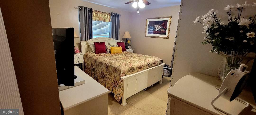 GORDONS CORNER - Residential