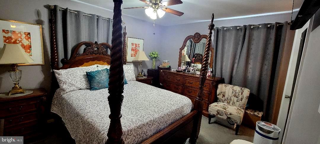 GORDONS CORNER - Residential